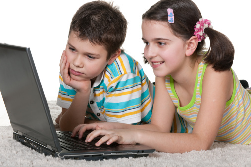 kids using a laptop
