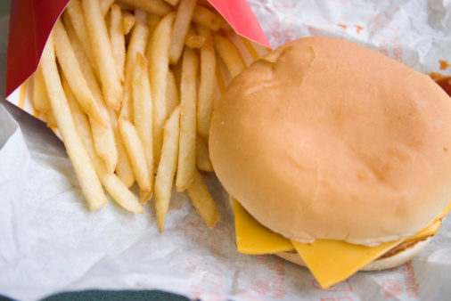 cheeseburger & fries