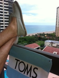 toms shoes balcony photo